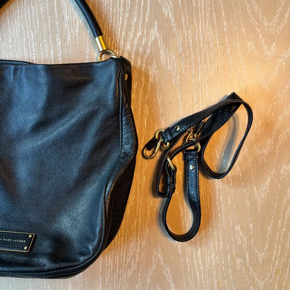Marc by Marc Jacobs Too Hot to Handle Leather Hobo Handbag - Picture 8 of 8
